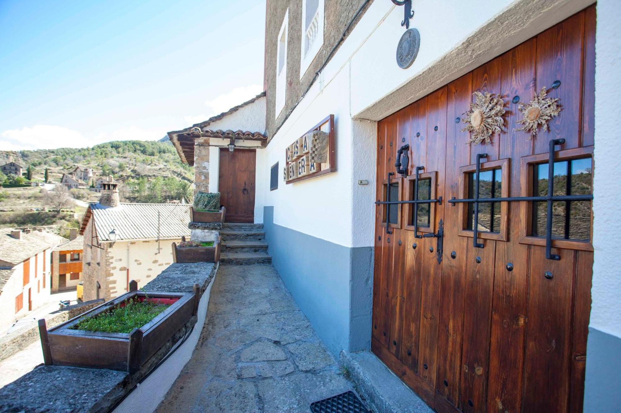 הוילה Santa Cruz de la Serós Casa Senera מראה חיצוני תמונה